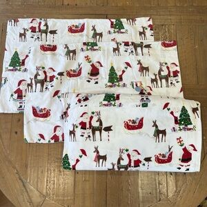 Pottery Barn Kids Flannel Heritage Santas FULL Flat Sheet 2 Pillowcases ONLY